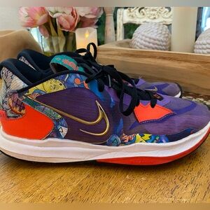 Nike Kyrie 5 Low Jewell Loyd